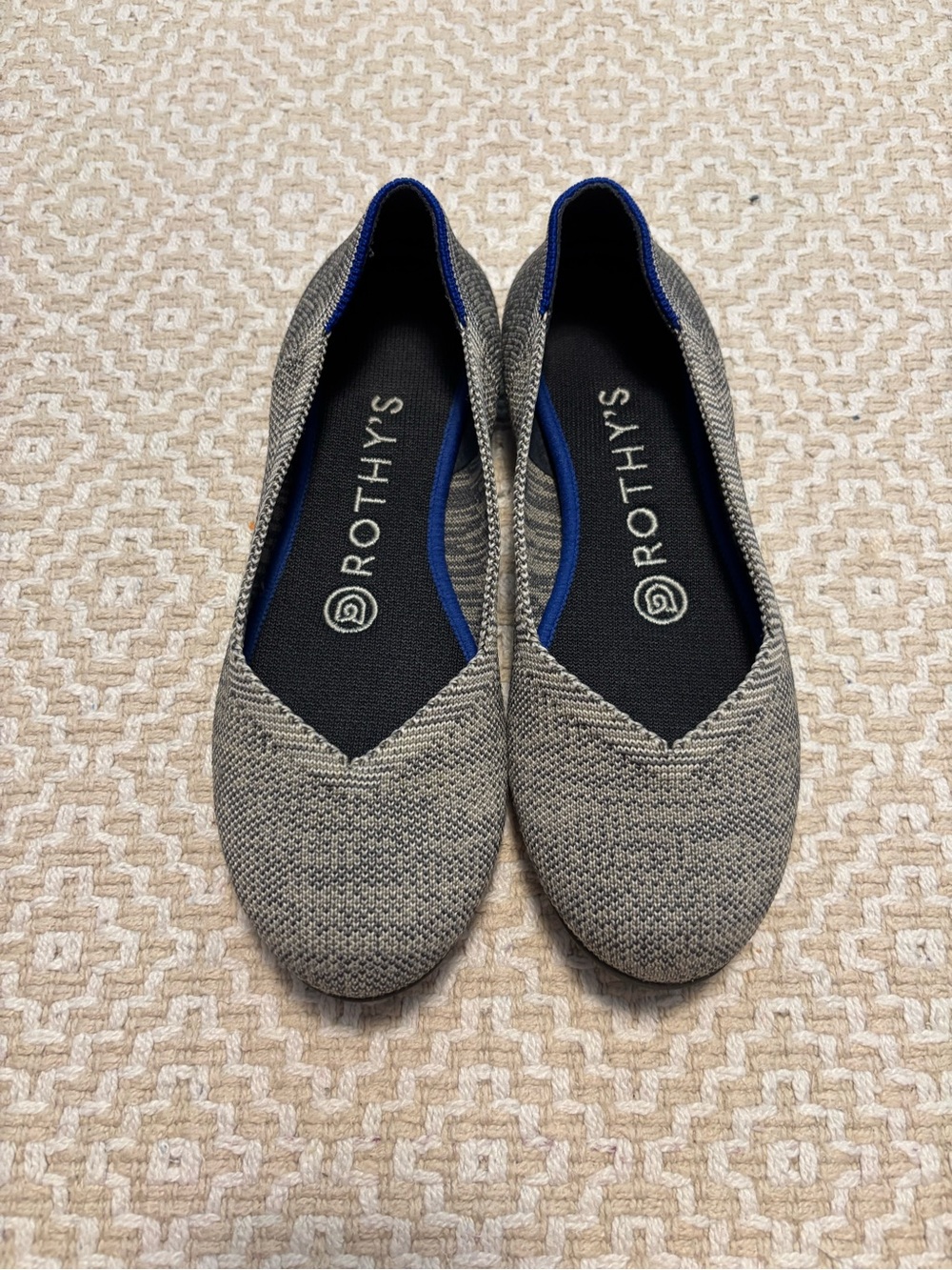 Rothy's taupe heather flat